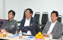 洛陽市委副書記、市長(zhǎng)李柳身先生一行蒞臨洛陽市青峰網(wǎng)絡(luò)科技有限公司